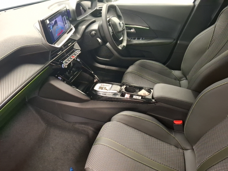 Peugeot 2008 1.2 Puretech 130 Gt Eat8 Grey #5
