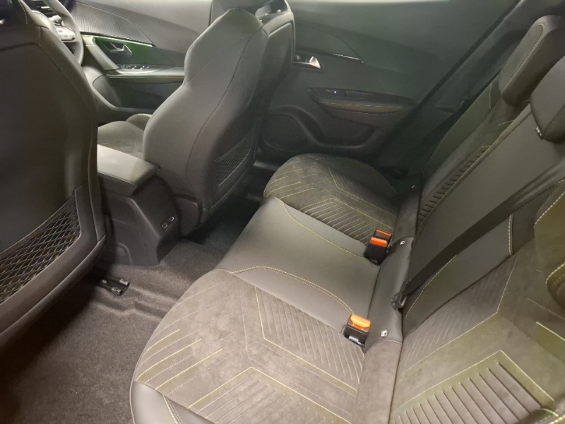 Peugeot 2008 1.2 Puretech 130 Gt Premium Eat8 Grey #6