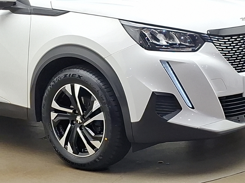 Peugeot 2008 Puretech Ss Gt White #20