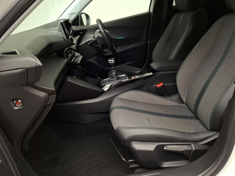 Peugeot 2008 1.5 Bluehdi 110 Allure White #5