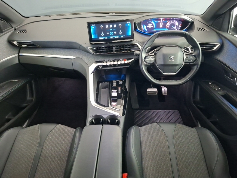 Peugeot 3008 1.5 Bluehdi Allure Premium Eat8 Black #3