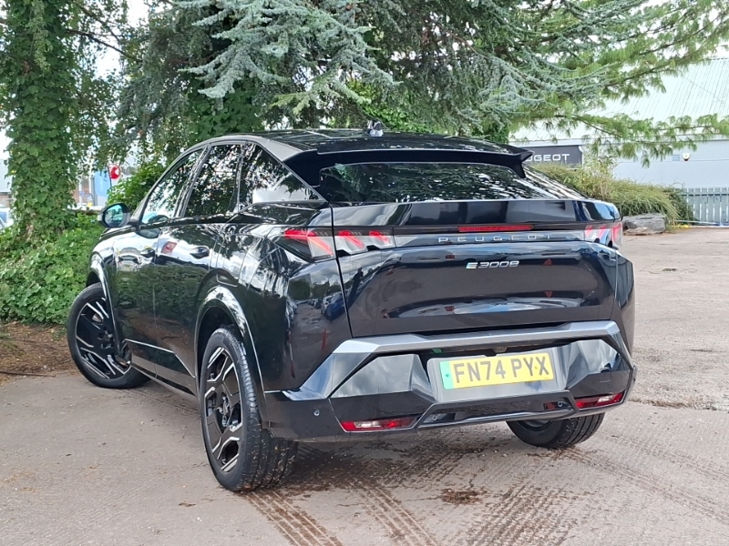 Peugeot 3008 157Kw Gt 73Kwh Black #2