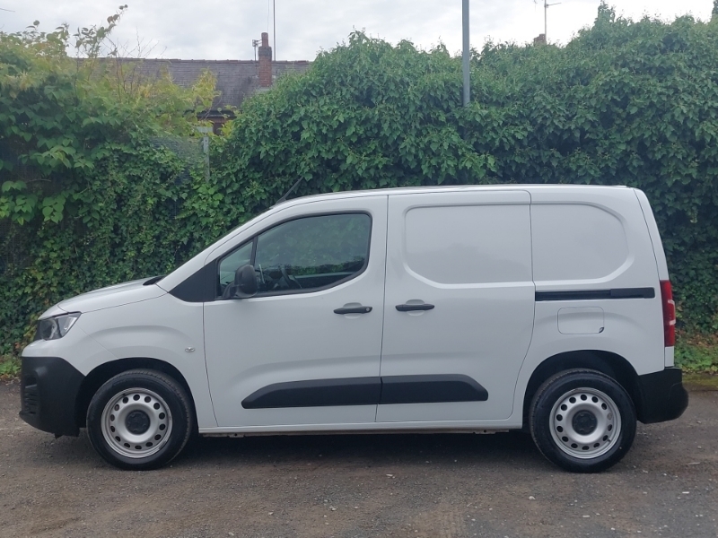 Peugeot Partner 1000 1.5 Bluehdi 100 Professional Prem Van 6 Spd White #4
