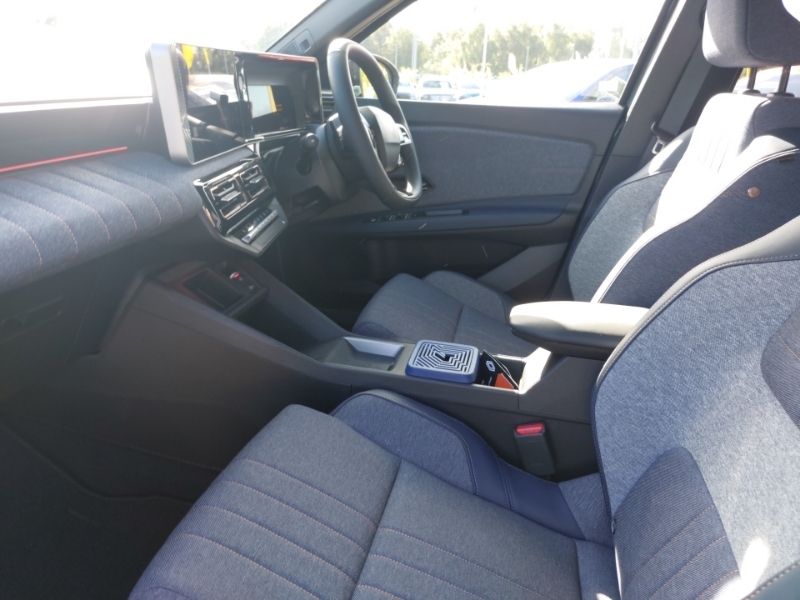 Renault 4 E-Tech 110Kw Techno 52Kwh Comfort Range Grey #5