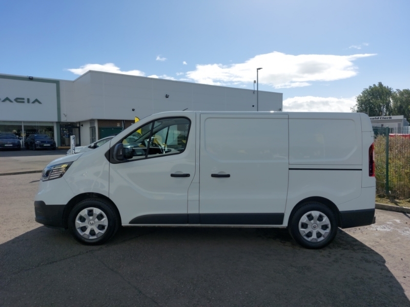 Renault Trafic Sl30 Blue Dci 130 Advance Van White #4