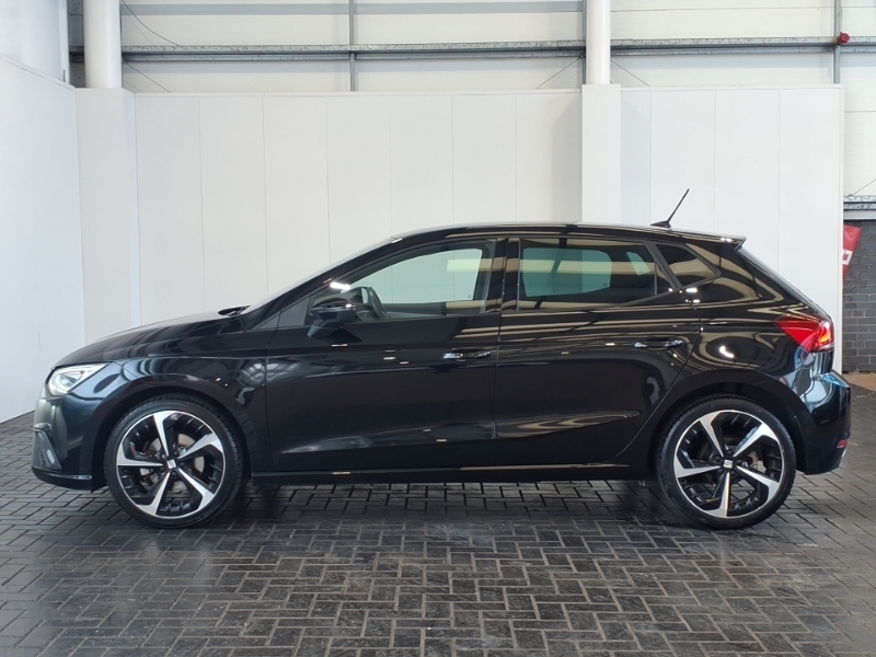 Seat Ibiza 1.0 Tsi 115 Fr Sport Dsg Black #4