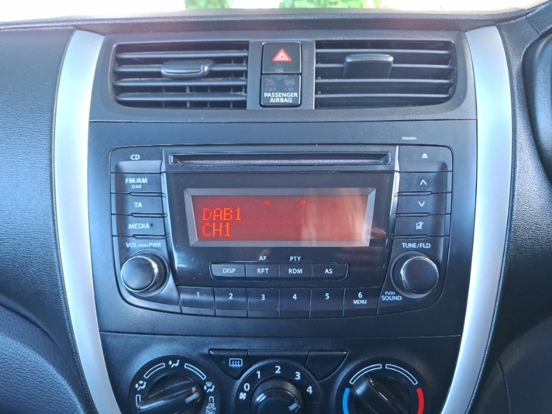 Suzuki Celerio 1.0 Sz2 Hatchback Euro 6 - Only White #11