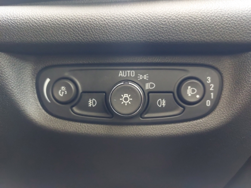 Vauxhall Insignia 1.5L Design Nav Silver #16