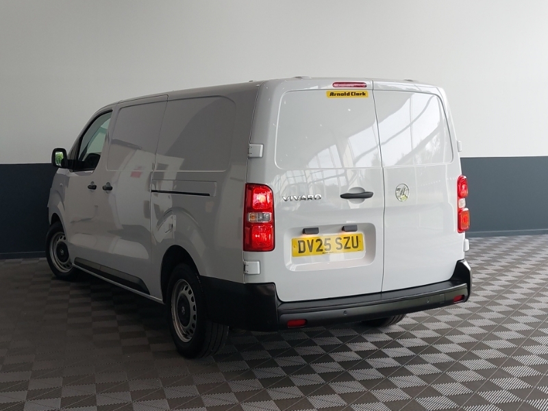 Vauxhall Vivaro 1.5 Turbo D 120 Prime H1 Van White #2