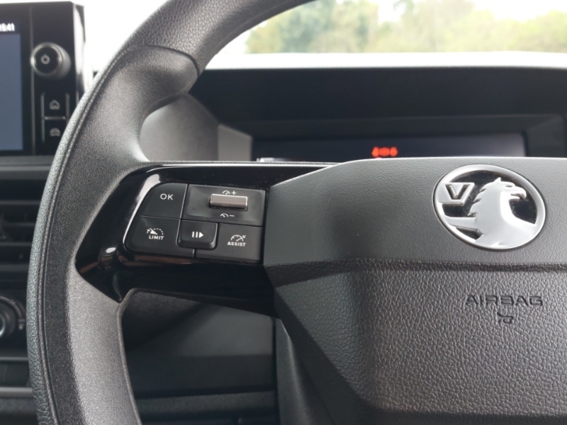 Vauxhall Vivaro 2.0 Turbo D 3100 Prime Panel Van 6Dr S White #11