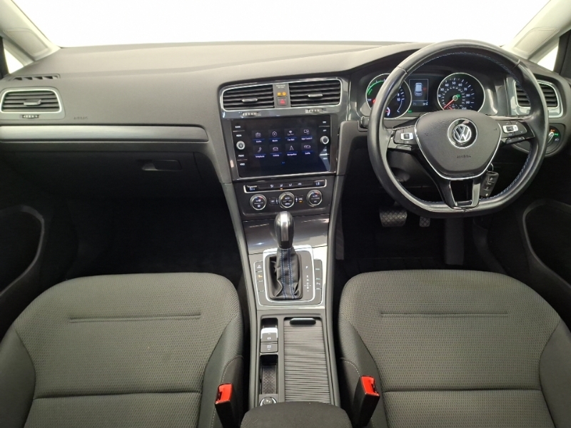 Volkswagen e-Golf 99Kw E-golf 35Kwh White #3