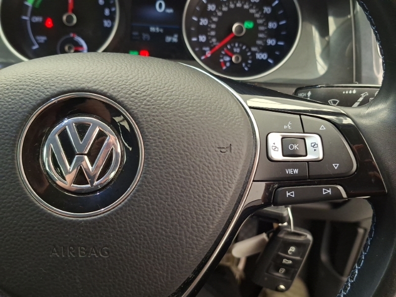 Volkswagen e-Golf 99Kw E-golf 35Kwh 135 Ps Black #13
