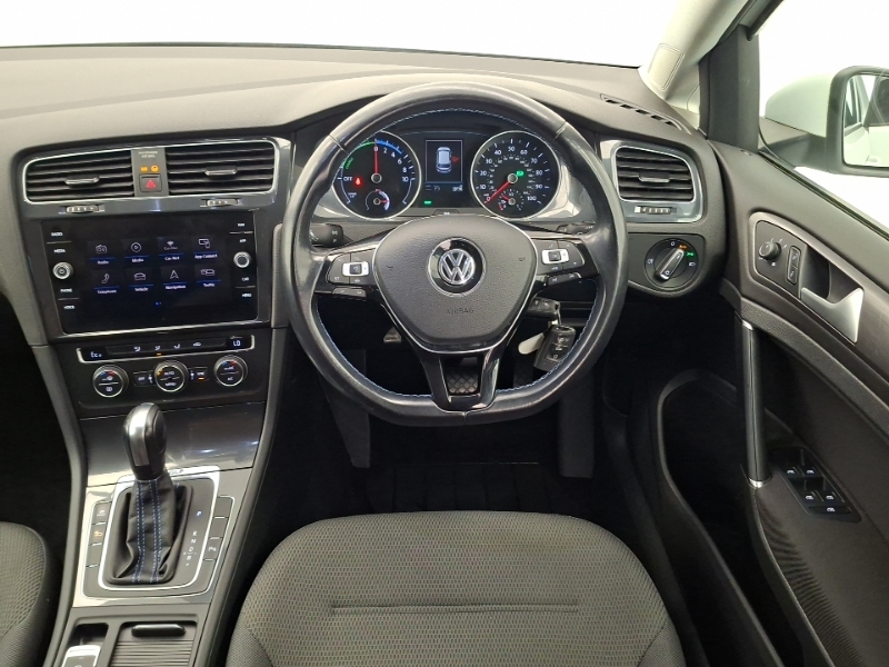 Volkswagen e-Golf 99Kw E-golf 35Kwh 135 Ps Black #8