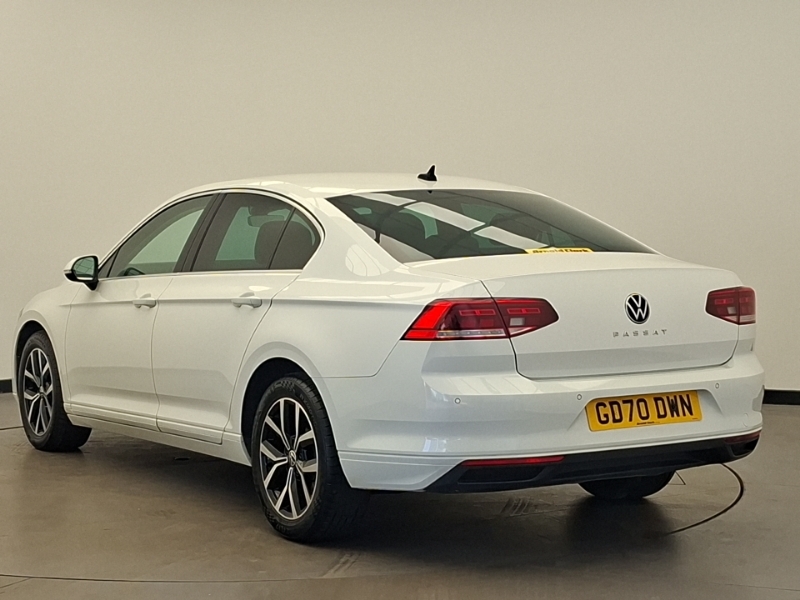 Volkswagen Passat 2.0 Tdi Evo Scr Sel White #2