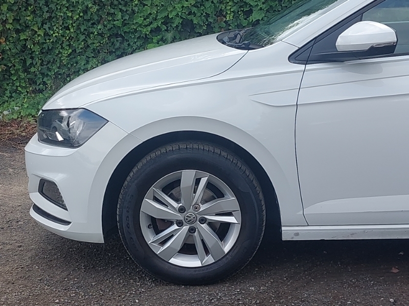 Volkswagen Polo Hatchback Black #19