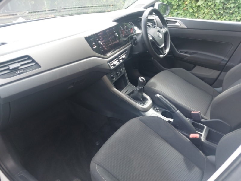Volkswagen Polo Hatchback Black #5