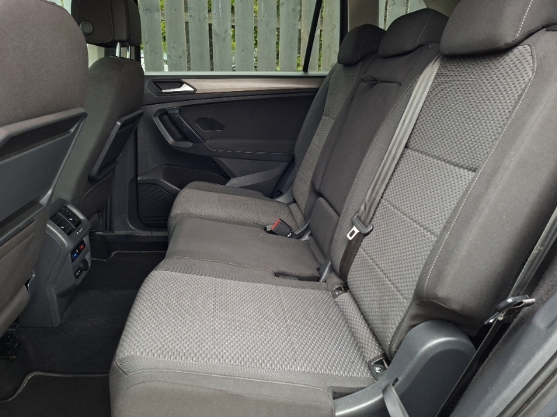 Volkswagen Tiguan Allspace 2.0 Tdi 4Motion Match Dsg Grey #6
