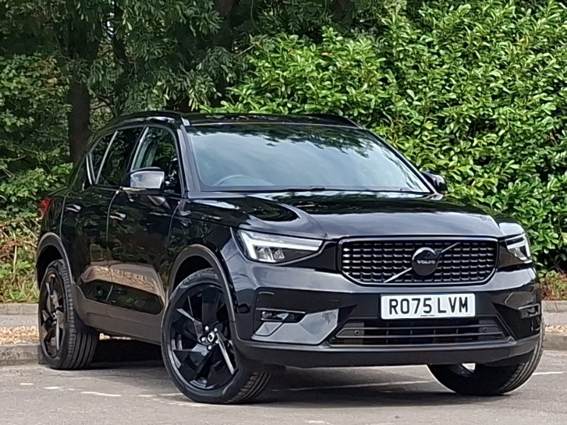 Volvo XC40 2.0 B4p Plus Black Edition Black