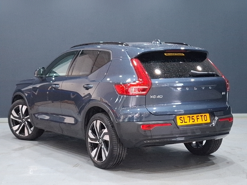 Volvo XC40 2.0 B3p Ultra Dark Blue #2