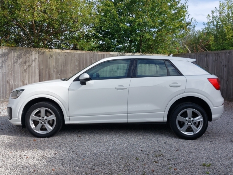 Audi Q2 1.0 Tfsi Sport White #4