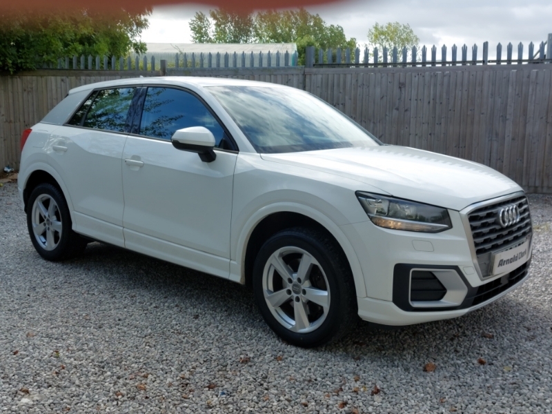 Audi Q2 35 Tfsi Se S Tronic Black #7