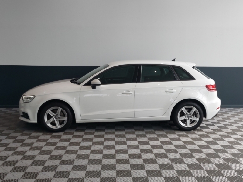 Audi A3 35 Tfsi Se Technik S Tronic White #4