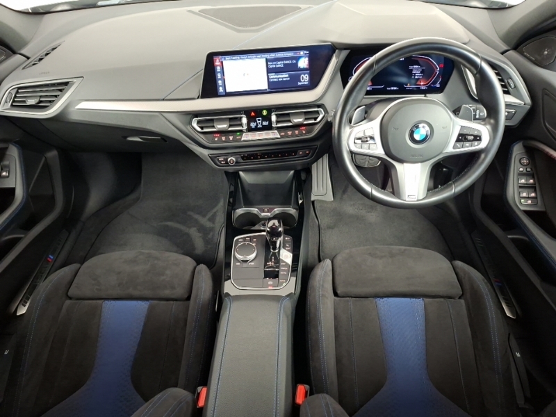 BMW 1 Series M135i Xdrive Step Black #4