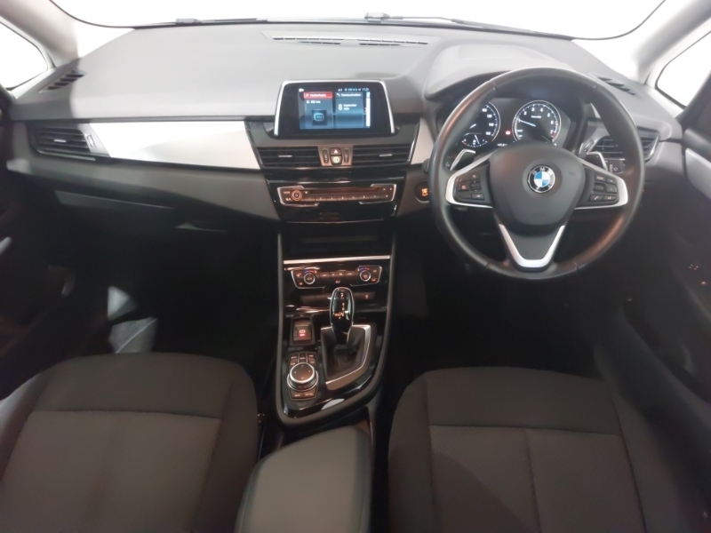 BMW 2 Series 220I Se Dct Beige #3