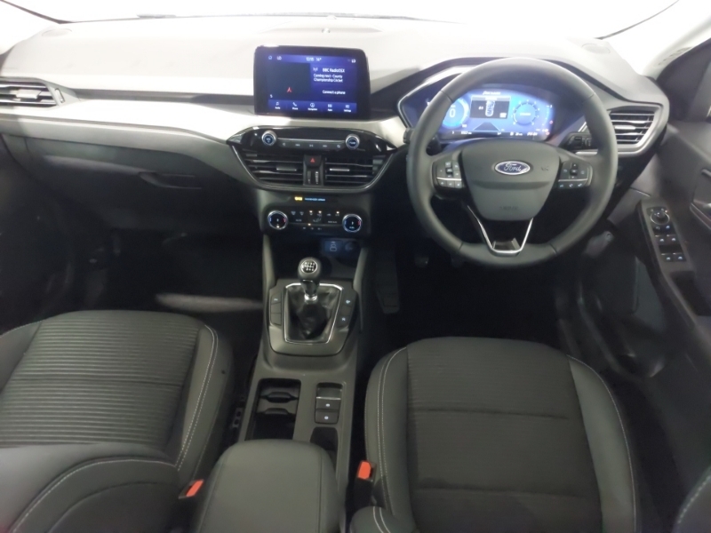 Ford Kuga 1.5 Ecoboost 150 Titanium Edition White #3