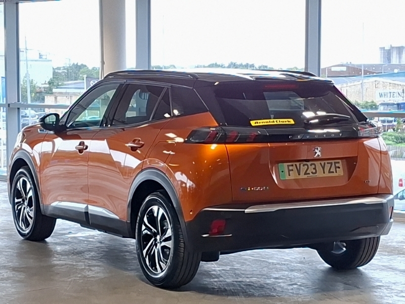 Peugeot e-2008 100Kw Gt 50Kwh 11Kwch Orange #2