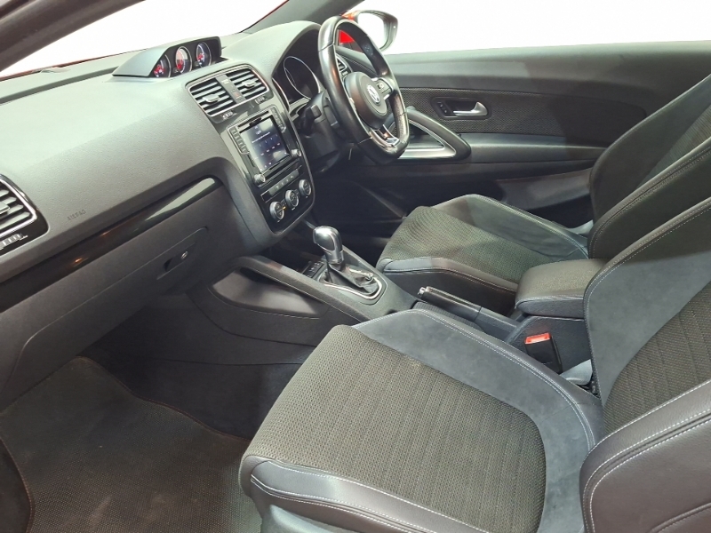 Volkswagen Scirocco 2.0 Tsi 180 Bluemotion Tech Gt Dsg Red #5