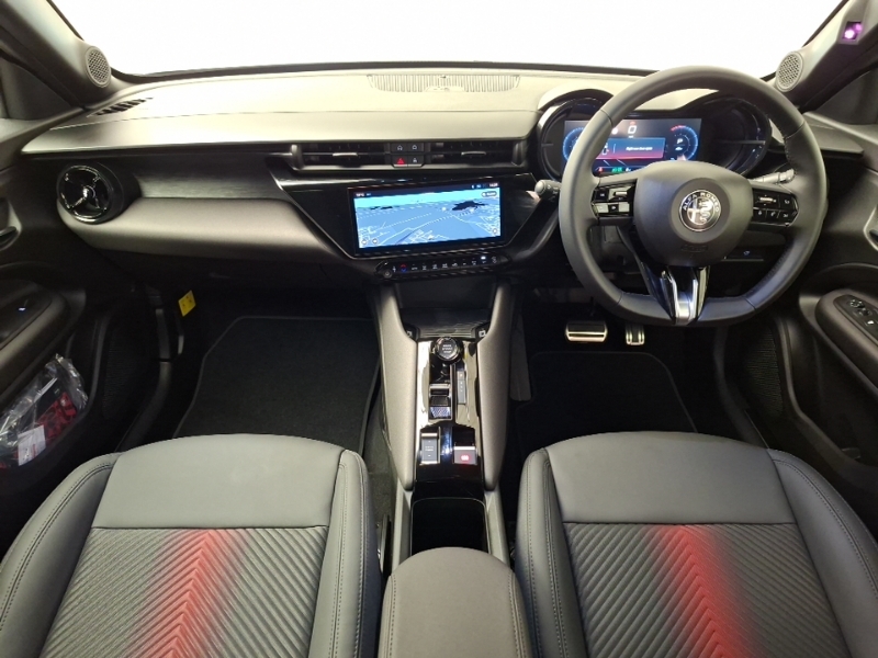 Alfa Romeo Junior 1.2 Turbo 145 Ibrida Ti Black #3