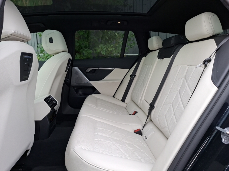 BMW i5 250Kw Edrive40 M Sport 84Kwh Black #6