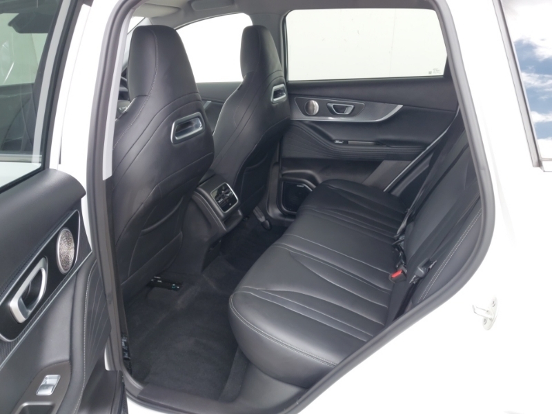 Chery Tiggo 7 1.5T Phev Summit Dht White #6