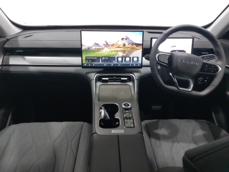 Chery Tiggo 8 1.5T Phev Summit Dht Black #3