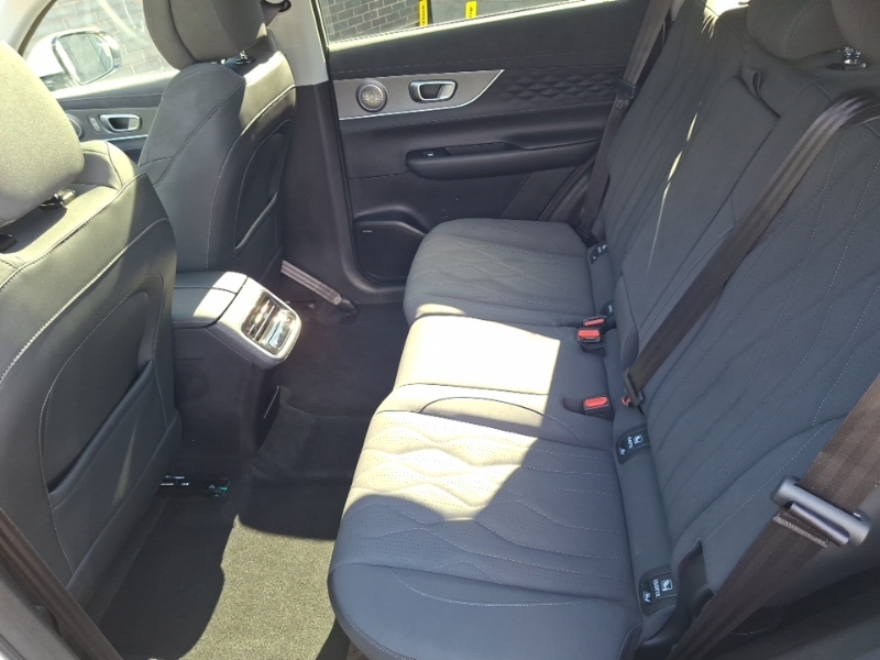 Chery Tiggo 8 1.5T Phev Summit Dht White #6