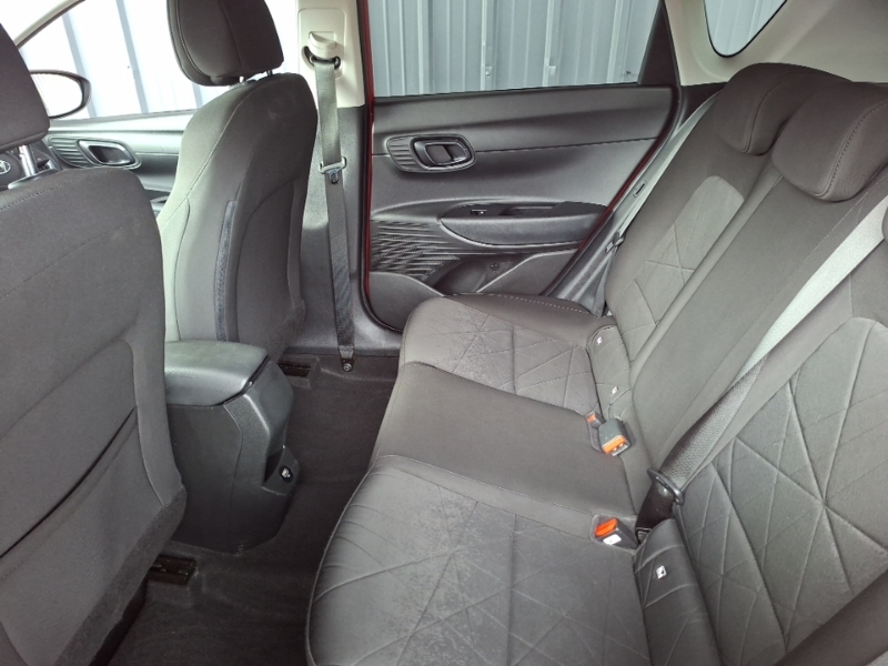 Hyundai Bayon 1.0 Tgdi 48V Mhev Premium Dct Red #6
