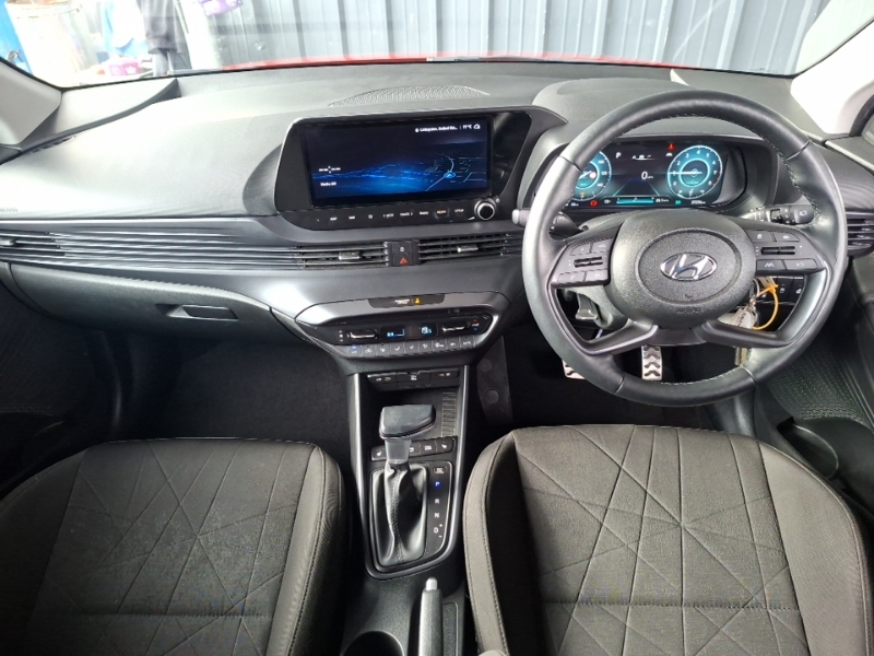 Hyundai Bayon 1.0 Tgdi 48V Mhev Premium Dct Red #3
