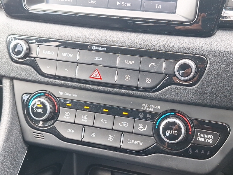 Kia Niro 1.6 Gdi Hybrid 4 Dct Blue #15