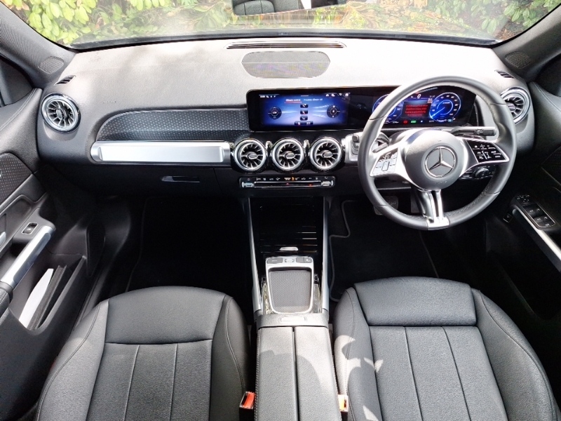 Mercedes-Benz EQB Eqb 250 140Kw Sport Executive 70.5Kwh Black #3