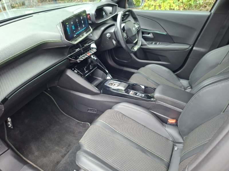 Peugeot e-2008 100Kw Gt 50Kwh 11Kwch Grey #5