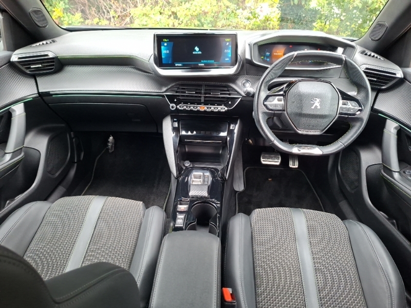 Peugeot e-2008 100Kw Gt 50Kwh 11Kwch Grey #3