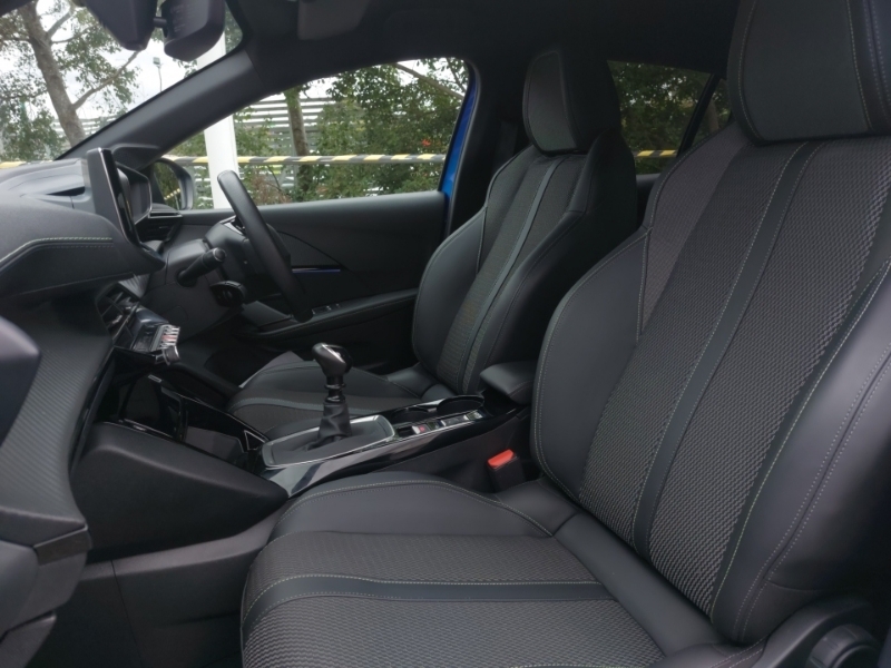 Peugeot 208 Puretech Gt Blue #5