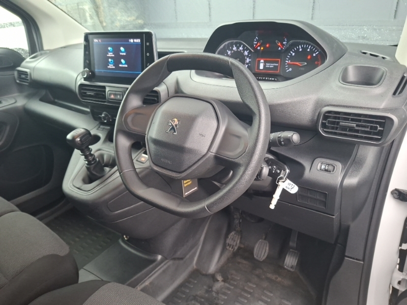 Peugeot Partner 1000 1.5 Bluehdi 100 Professional Premium Van White #3