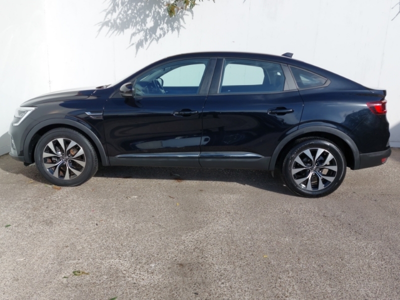 Renault Arkana Renault Arkana 1.6 E-tech Hybrid 145 S Edition White #4