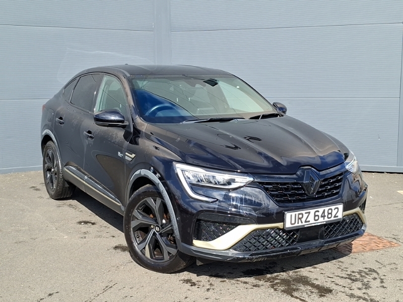 Renault Arkana 1.6 E-tech Full Hybrid 145 Engineered Black