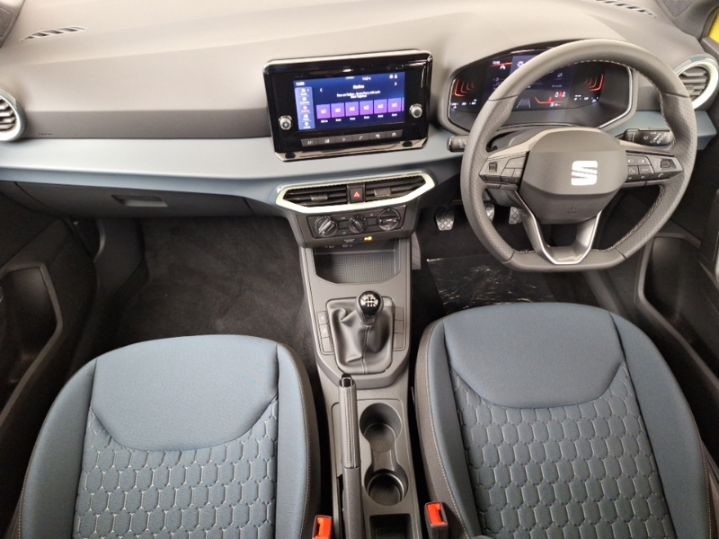 Seat Ibiza 1.0 Tsi 95 Se Yellow #3