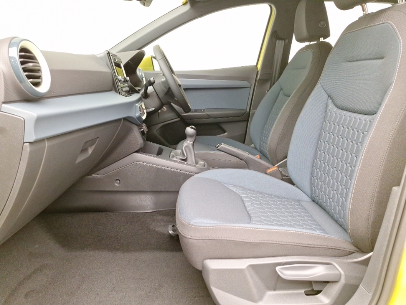 Seat Ibiza 1.0 Tsi 95 Se Yellow #5
