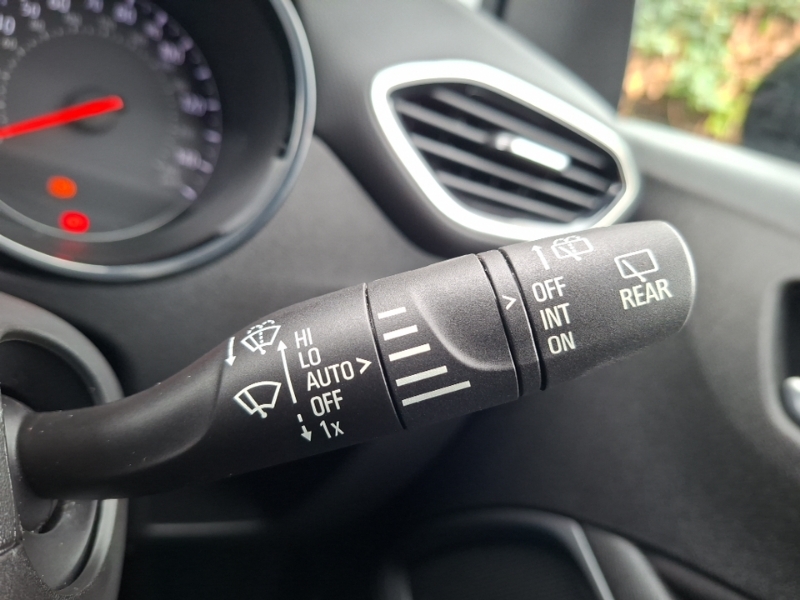 Vauxhall Crossland Ultimate Grey #16