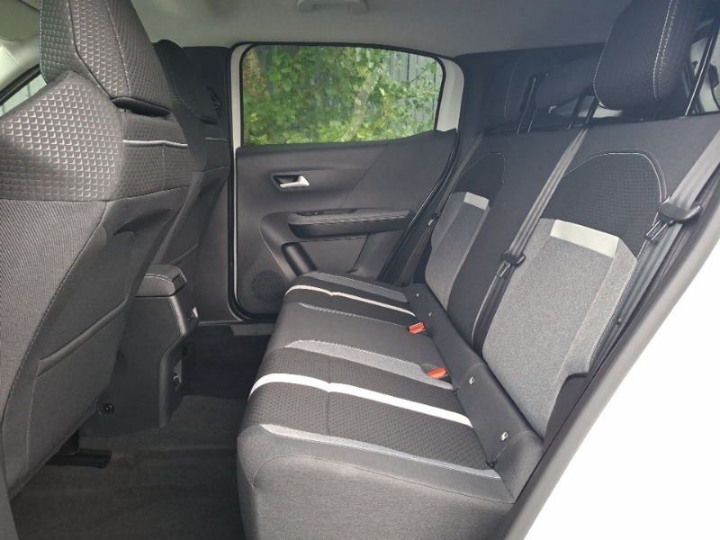 Vauxhall Frontera 1.2 Hybrid 145 Ultimate E-dct6 White #6